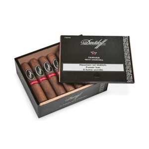 Davidoff Yamasa Petit Churchill