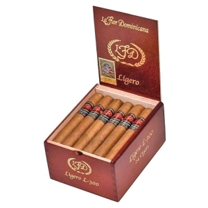 La Flor Dominicana Ligero L-300