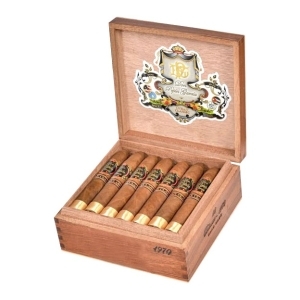 Don Pepin Garcia Cuban Classic Black Edition 1970 Belicoso