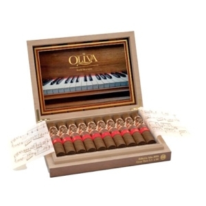 Oliva Serie V Melanio Edicion Ano 2024 - Paul Montag