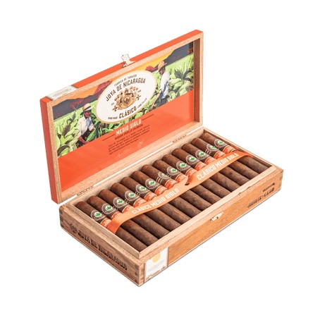 Joya de Nicaragua Clasico Medio Siglo