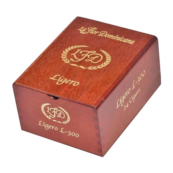 La Flor Dominicana Ligero